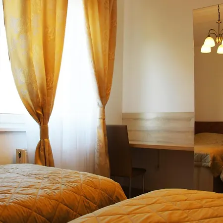 Aparthotel Wing Club 4*